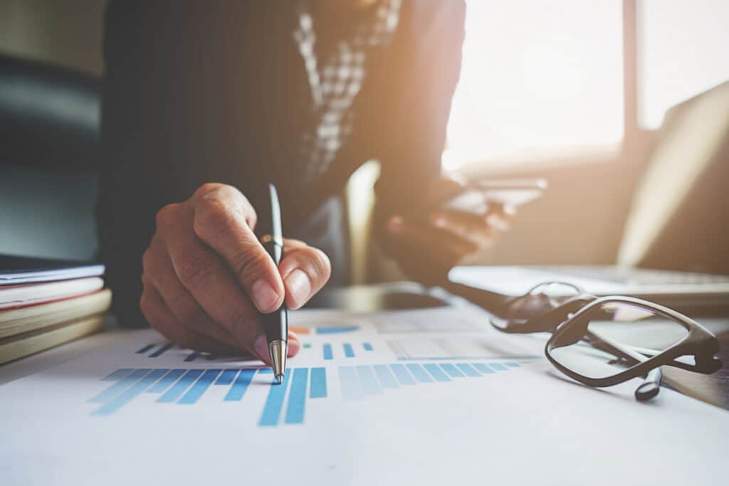CFDs vs EFTs - Explained